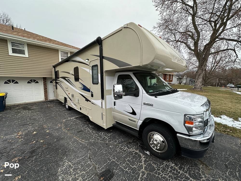 Contact us now about this 2022 Winnebago Minnie Winnie 31K! 2022 Minnie Winnie 31K by Winnebago from Pop RVs in Kansas City, Missouri