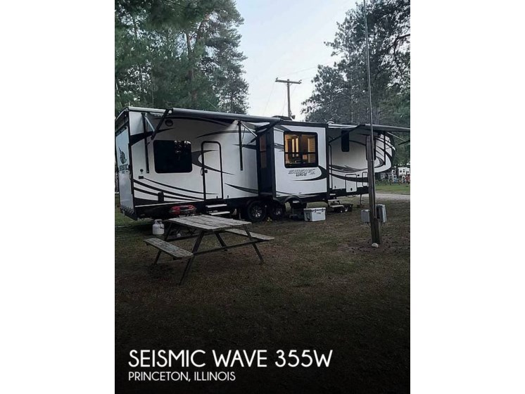 Email now about this 2017 Jayco Seismic Wave 355W! Used 2017 Jayco Seismic Wave 355W available in Princeton, Illinois