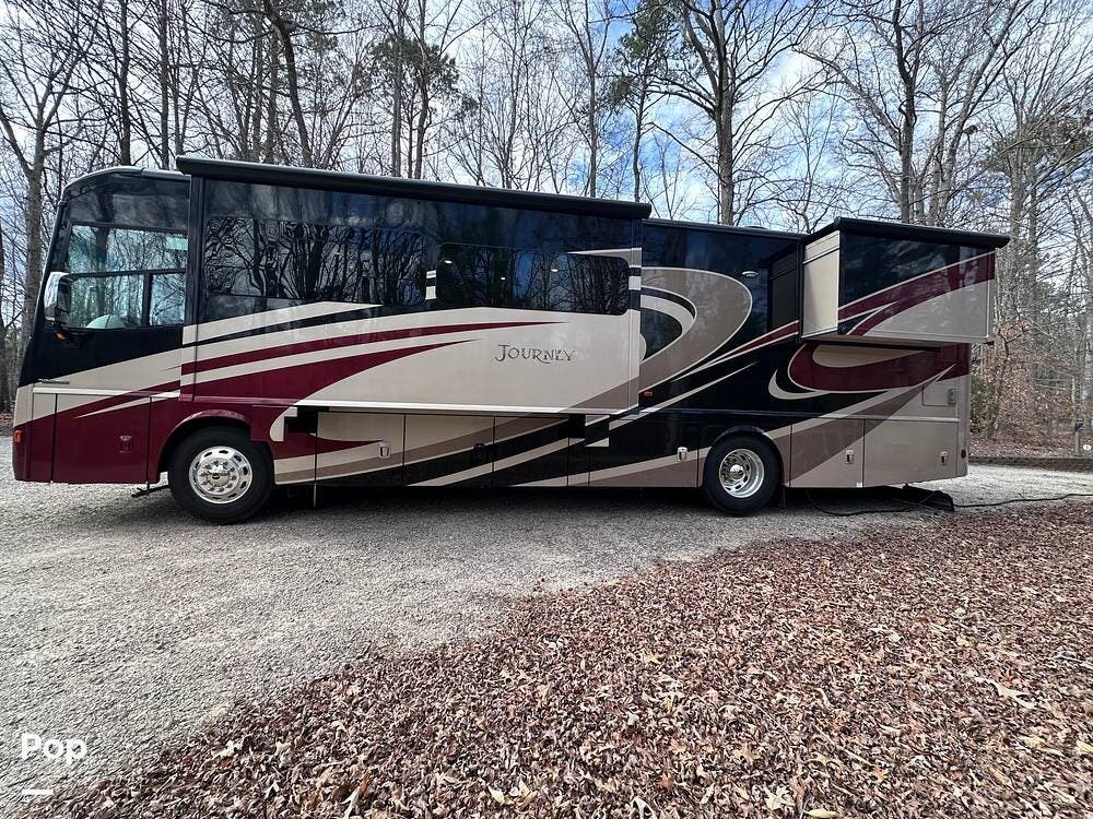 Call now about this 2017 Winnebago Journey 36M! 2017 Winnebago Journey 36M - Used Diesel Pusher For Sale by Pop RVs in Hermiage, Arkansas features Generator, Awning, Leveling Jacks, Slideout, Air Conditioning