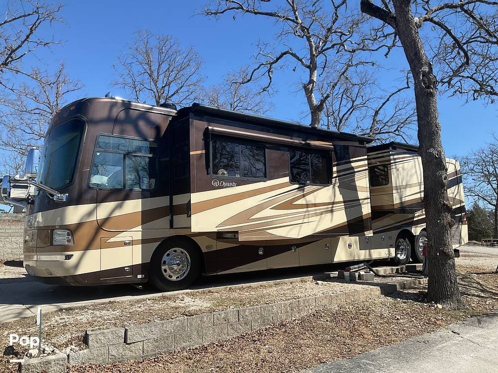 Call now about this 2008 Monaco RV Dynasty Yorkshire IV! 2008 Monaco RV Dynasty Yorkshire IV - Used Diesel Pusher For Sale by Pop RVs in Branson, Missouri features Generator, Awning, Slideout, Air Conditioning
