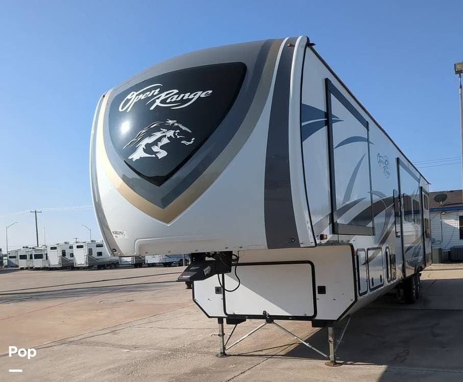 Contact us now about this 2022 Highland Ridge Open Range 395BHS! 2022 Open Range 395BHS by Highland Ridge from Pop RVs in Arlington, Texas