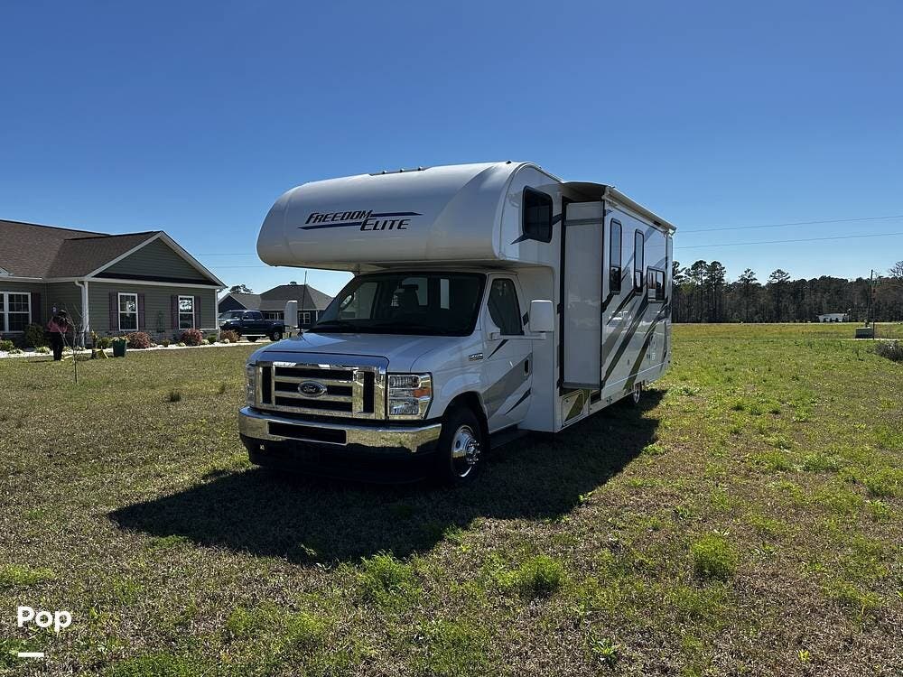Contact us now about this 2024 Thor Motor Coach Freedom Elite 28HE! 2024 Freedom Elite 28HE by Thor Motor Coach from Pop RVs in Conway, South Carolina