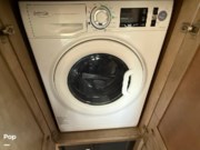 Call now about this 2023 Tiffin Wayfarer 25JW! 2023 Tiffin Wayfarer 25JW - Used Class C For Sale by Pop RVs in Highland, Utah features Air Conditioning, Generator, Awning, Leveling Jacks, Slideout