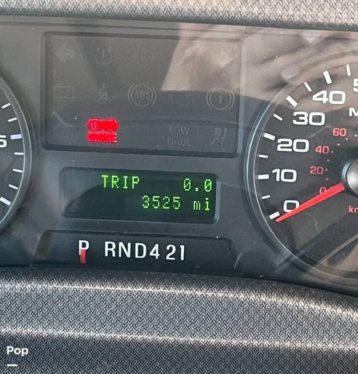 Contact us now about this 2019 Winnebago Vista 32YE! 2019 Vista 32YE by Winnebago from Pop RVs in Sun City Center, Florida