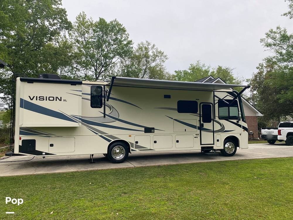 Contact us now about this 2021 Entegra Coach Vision XL 34B! 2021 Vision XL 34B by Entegra Coach from Pop RVs in Ponchatoula, Louisiana