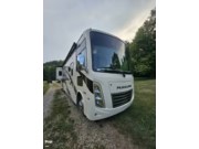 Call now about this 2022 Thor Motor Coach Hurricane 35M! 2022 Thor Motor Coach Hurricane 35M - Used Class A For Sale by Pop RVs in Catlettsburg, Kentucky features Generator, Leveling Jacks, Air Conditioning, Slideout, Awning
