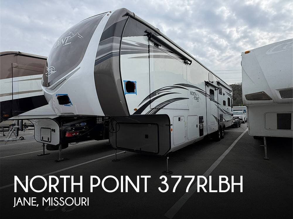 Email now about this 2020 Jayco North Point 377RLBH! Used 2020 Jayco North Point 377RLBH available in Jane, Missouri