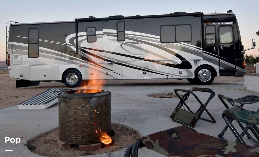 Call now about this 2007 Fleetwood Excursion 39S! 2007 Fleetwood Excursion 39S - Used Diesel Pusher For Sale by Pop RVs in Apple Valley, California features Slideout, Leveling Jacks, Generator, Air Conditioning