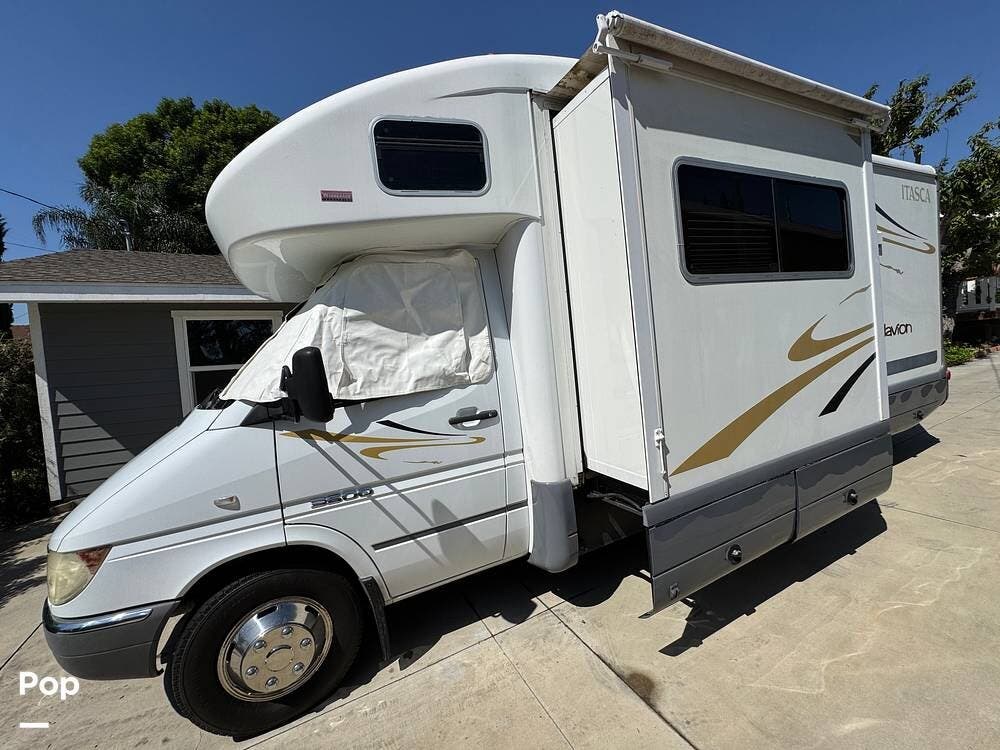 Contact us now about this 2007 Itasca Navion 23H! 2007 Navion 23H by Itasca from Pop RVs in Alhambra, California