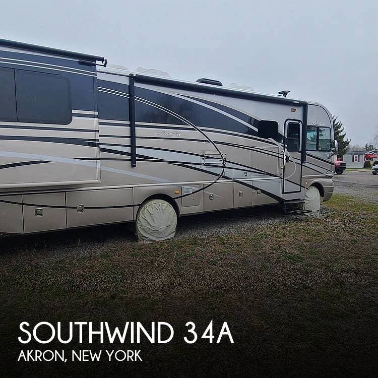 Email now about this 2015 Fleetwood Southwind 34A! Used 2015 Fleetwood Southwind 34A available in Akron, New York