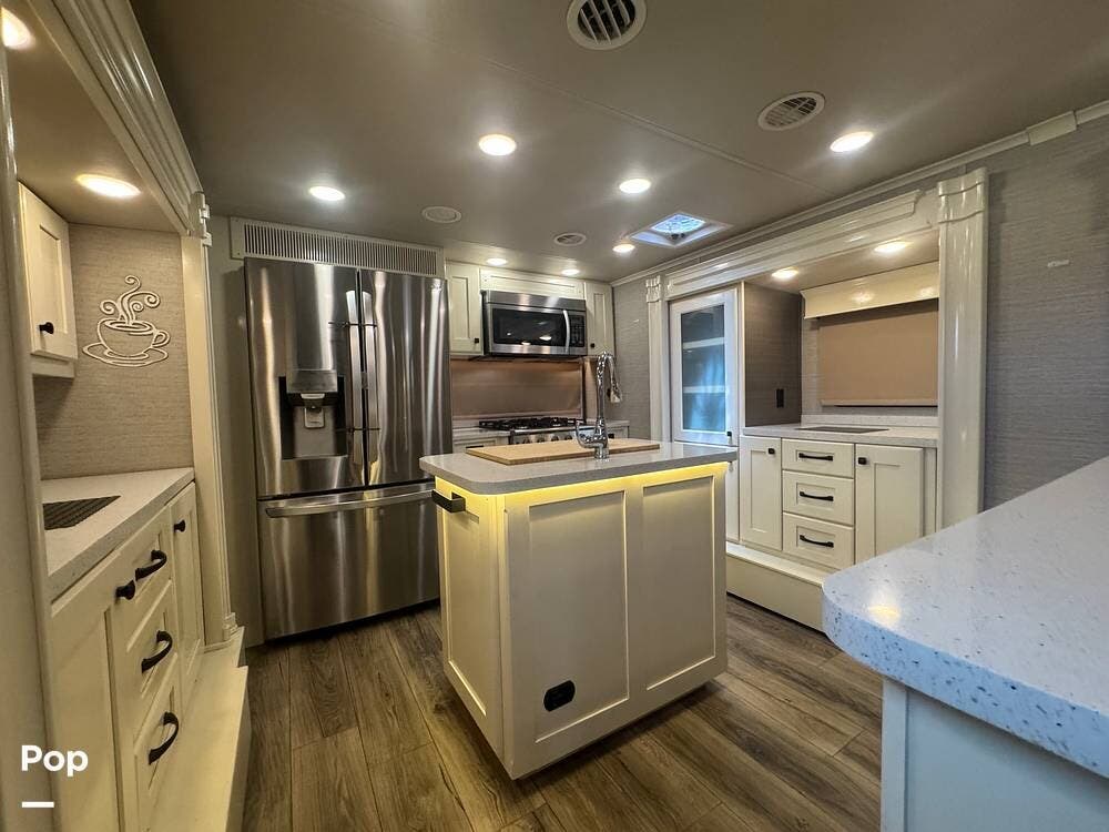 Used 2022 Vanleigh Vilano 394RK available in Dewey, Arizona