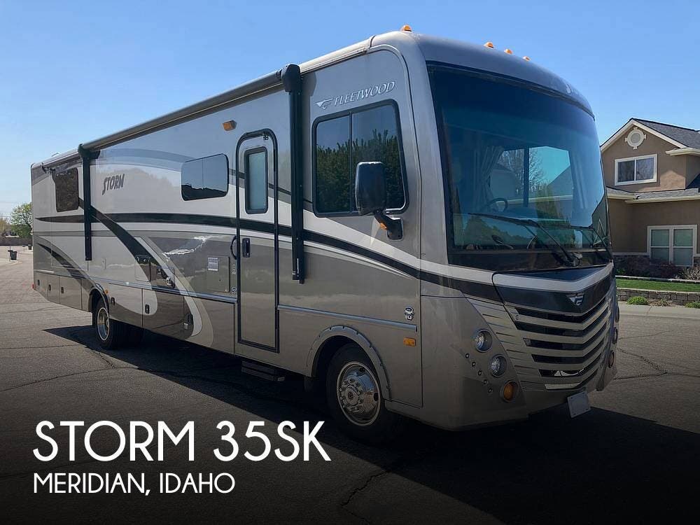 Email now about this 2016 Fleetwood Storm 35SK! Used 2016 Fleetwood Storm 35SK available in Meridian, Idaho