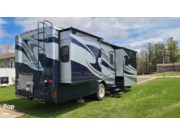 Call now about this 2015 Itasca Sunova 33C! 2015 Itasca Sunova 33C - Used Class A For Sale by Pop RVs in Kaukauna, Wisconsin features Generator, Slideout, Awning, Air Conditioning, Leveling Jacks