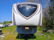 Call now about this 2021 Highland Ridge Open Range 371MBH! 2021 Highland Ridge Open Range 371MBH - Used Fifth Wheel For Sale by Pop RVs in Murfreesboro, Tennessee features Air Conditioning, Leveling Jacks, Slideout