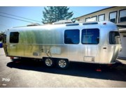 Contact us now about this 2016 Airstream Flying Cloud 27FB! 2016 Flying Cloud 27FB by Airstream from Pop RVs in Tacoma, Washington