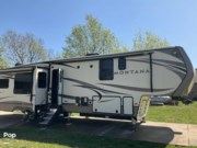 Contact us now about this 2017 Keystone Montana 3911FB! 2017 Montana 3911FB by Keystone from Pop RVs in Ozark, Missouri