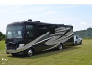 Call now about this 2016 Newmar Bay Star 3518! 2016 Newmar Bay Star 3518 - Used Class A For Sale by Pop RVs in Franklin Furnace, Ohio features Air Conditioning, Leveling Jacks, Slideout, Generator