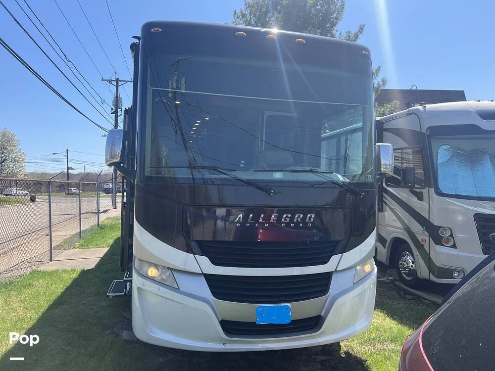 Contact us now about this 2017 Tiffin Allegro Open Road 35QBA! 2017 Allegro Open Road 35QBA by Tiffin from Pop RVs in Teterboro, New Jersey