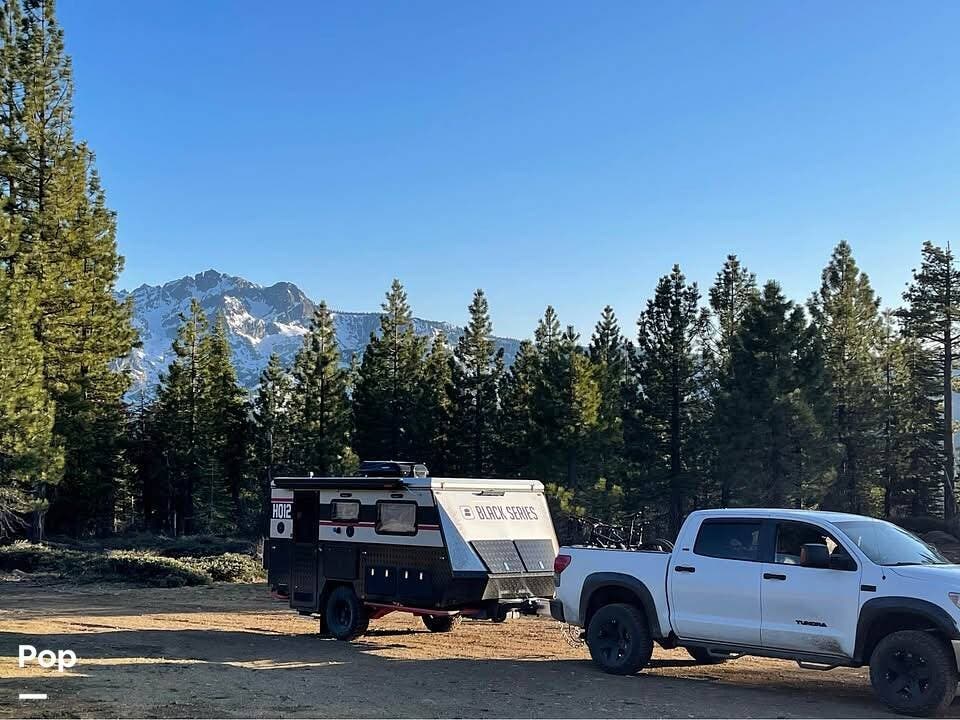 Contact us now about this 2021 Black Series HQ12 ! 2021 HQ12 by Black Series from Pop RVs in Reno, Nevada