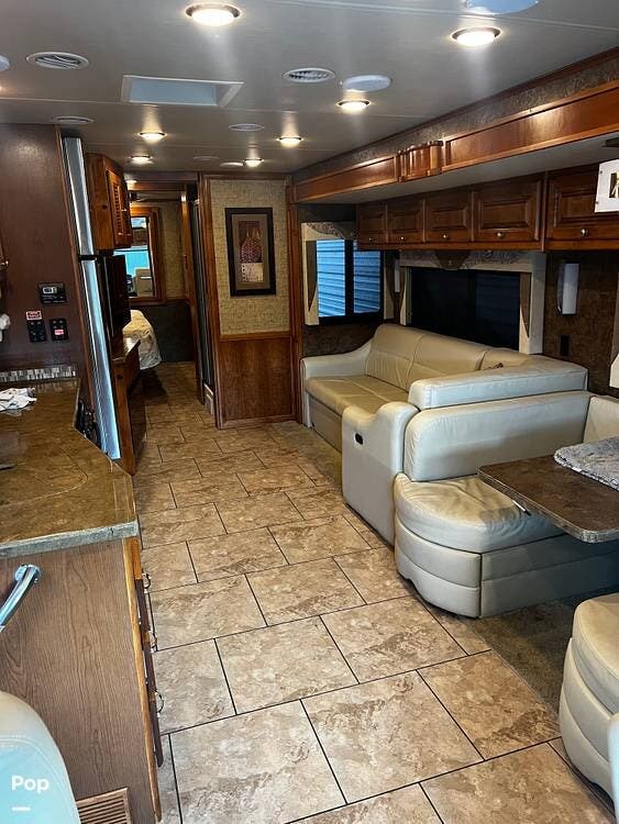 Call now about this 2015 Tiffin Open Road 32SA! 2015 Tiffin Open Road 32SA - Used Class A For Sale by Pop RVs in Post Falls, Idaho features Air Conditioning, Slideout, Awning, Generator, Leveling Jacks