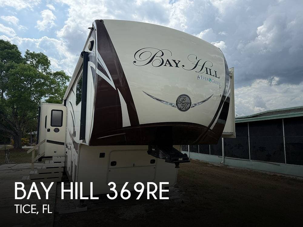 Email now about this 2016 Buck's Tiny Houses Evergreen Bay Hill 369RE! Used 2016 Buck's Tiny Houses Evergreen Bay Hill 369RE available in Fort Myers, Florida
