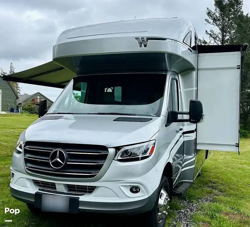 Call now about this 2022 Winnebago View 24J! 2022 Winnebago View 24J - Used Class C For Sale by Pop RVs in Washougal, Washington features Generator, Slideout, Air Conditioning, Awning, Leveling Jacks