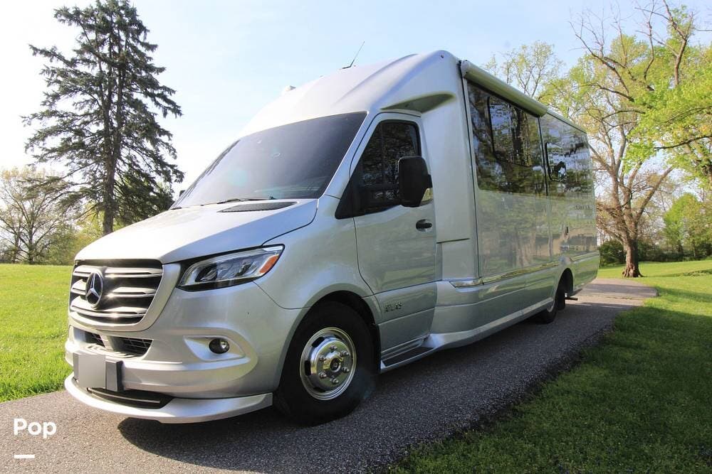 Call now about this 2022 Airstream Atlas Tommy Bahama Edition! 2022 Airstream Atlas Tommy Bahama Edition - Used Class B+ For Sale by Pop RVs in Cincinnati, Ohio features Slideout, Air Conditioning, Awning, Generator, Leveling Jacks