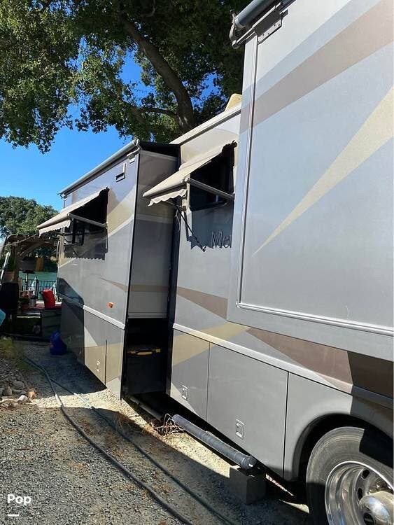 Used 2004 Itasca Meridian 39w available in Lodi, California