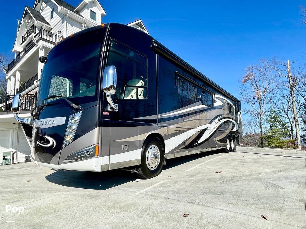 Call now about this 2013 Itasca Ellipse 42QD! 2013 Itasca Ellipse 42QD - Used Diesel Pusher For Sale by Pop RVs in Butler, Tennessee features Generator, Slideout, Leveling Jacks, Awning, Air Conditioning