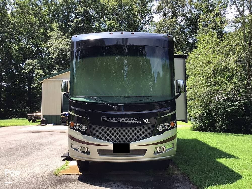 Call now about this 2015 Forest River Georgetown XL 377TS! 2015 Forest River Georgetown XL 377TS - Used Class A For Sale by Pop RVs in Hollywood, Maryland features Slideout, Awning, Air Conditioning, Leveling Jacks, Generator