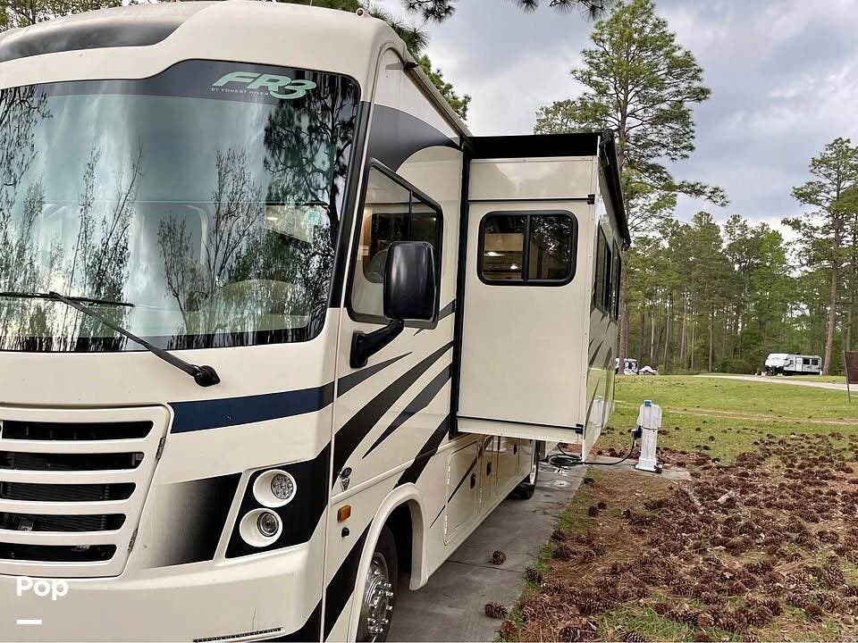 Contact us now about this 2020 Forest River FR3 30DS! 2020 FR3 30DS by Forest River from Pop RVs in Timmonsville, South Carolina