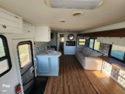 Call now about this 2011 Newmar Bay Star 3405! 2011 Newmar Bay Star 3405 - Used Class A For Sale by Pop RVs in Pecatonica, Illinois features Generator, Awning, Slideout, Air Conditioning