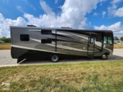 Contact us now about this 2011 Newmar Bay Star 3405! 2011 Bay Star 3405 by Newmar from Pop RVs in Pecatonica, Illinois