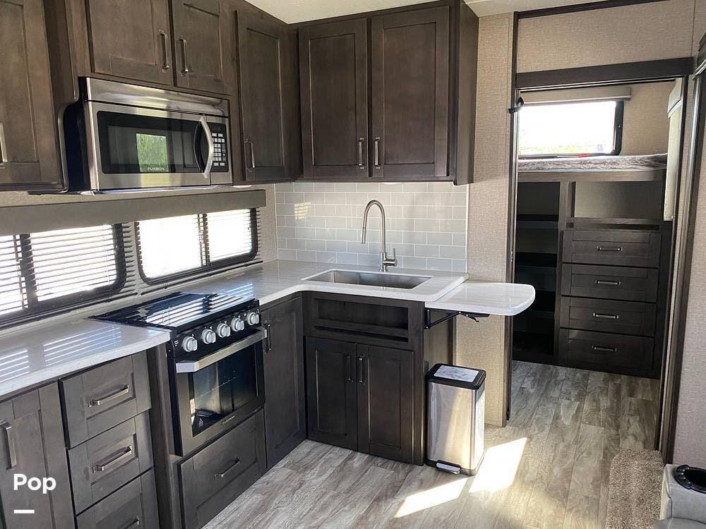 Used 2021 Grand Design Reflection 28BH available in Port St. Lucie, Florida
