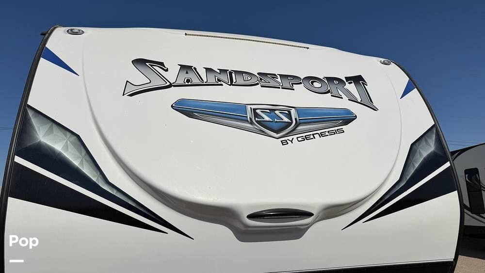 Call now about this 2024 Genesis Supreme Genesis Supreme Sandsport 2715FS! 2024 Genesis Supreme Genesis Supreme Sandsport 2715FS - Used Toy Hauler For Sale by Pop RVs in Yuma, Arizona features Leveling Jacks, Awning, Generator, Air Conditioning