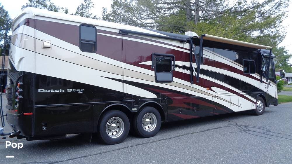 Used 2008 Newmar Dutch Star 4317 available in Bellingham, Massachusetts