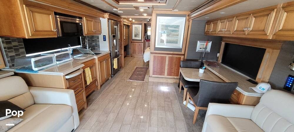 Call now about this 2020 Tiffin Phaeton 40 AH! 2020 Tiffin Phaeton 40 AH - Used Diesel Pusher For Sale by Pop RVs in Kemah, Texas features Air Conditioning, Generator, Leveling Jacks, Slideout, Awning