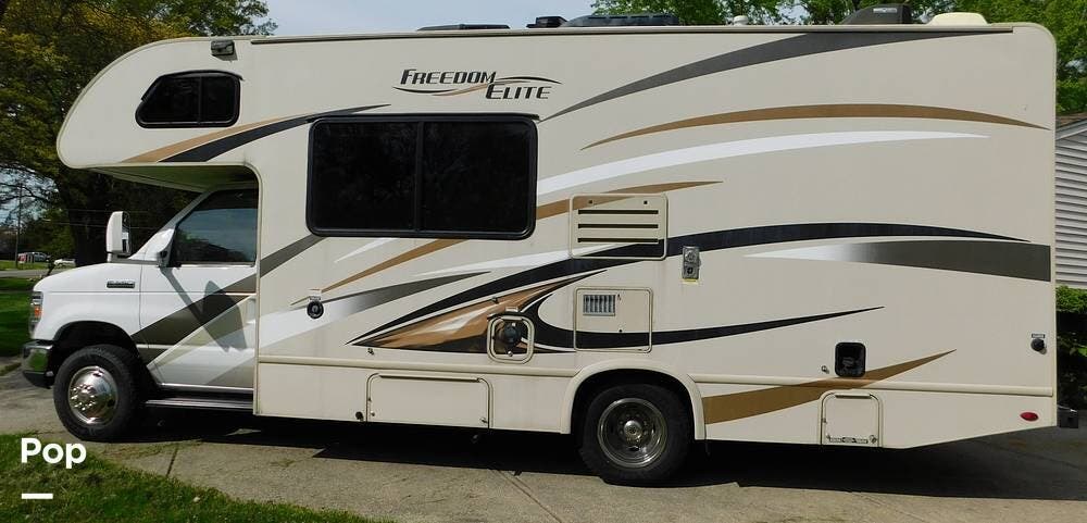 Contact us now about this 2017 Thor Motor Coach Freedom Elite 23H! 2017 Freedom Elite 23H by Thor Motor Coach from Pop RVs in Strongsville, Ohio