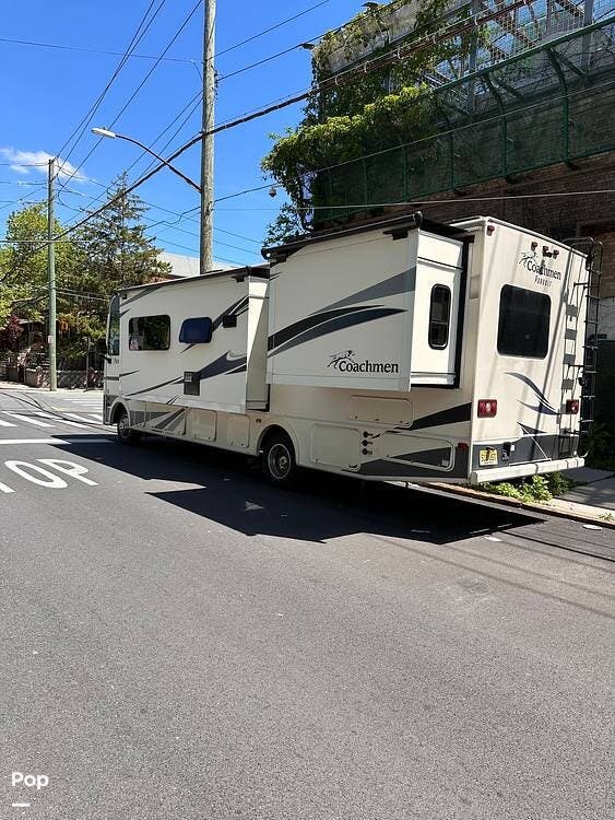 Used 2019 Coachmen Pursuit 32WC available in Newark, New Jersey