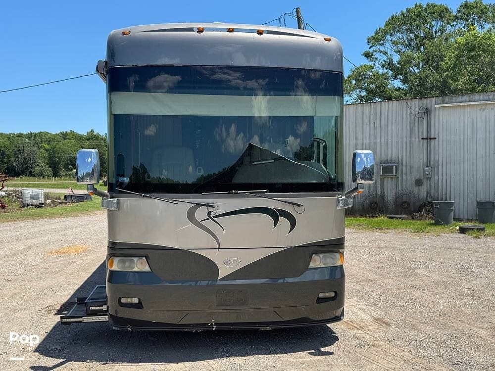 Call now about this 2005 Country Coach Allure 470! 2005 Country Coach Allure 470 - Used Diesel Pusher For Sale by Pop RVs in Thibodaux, Louisiana features Slideout, Generator, Awning, Leveling Jacks, Air Conditioning