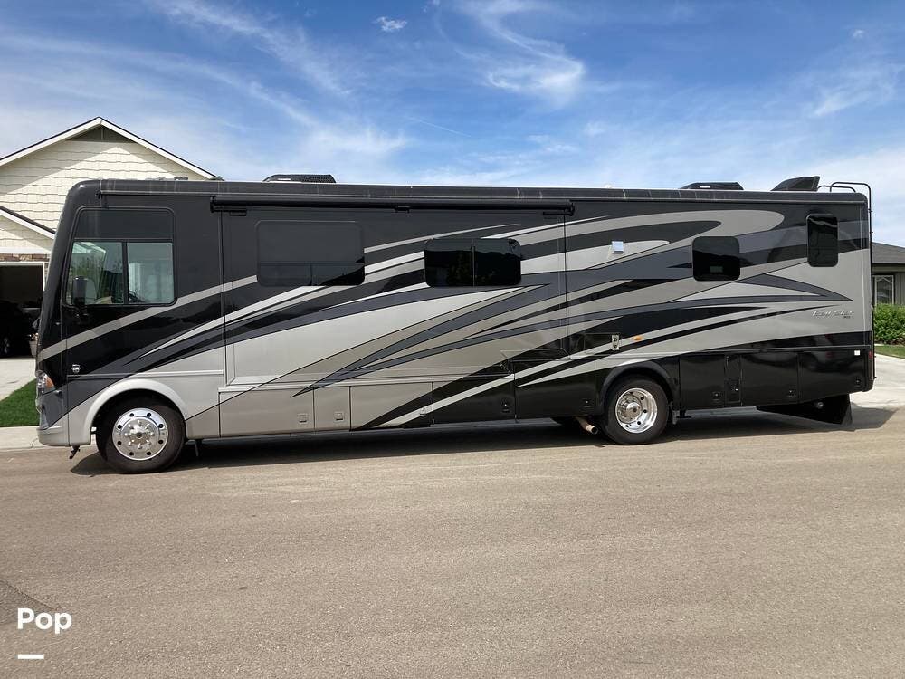 Contact us now about this 2020 Newmar Bay Star 3609! 2020 Bay Star 3609 by Newmar from Pop RVs in Fruitland, Idaho