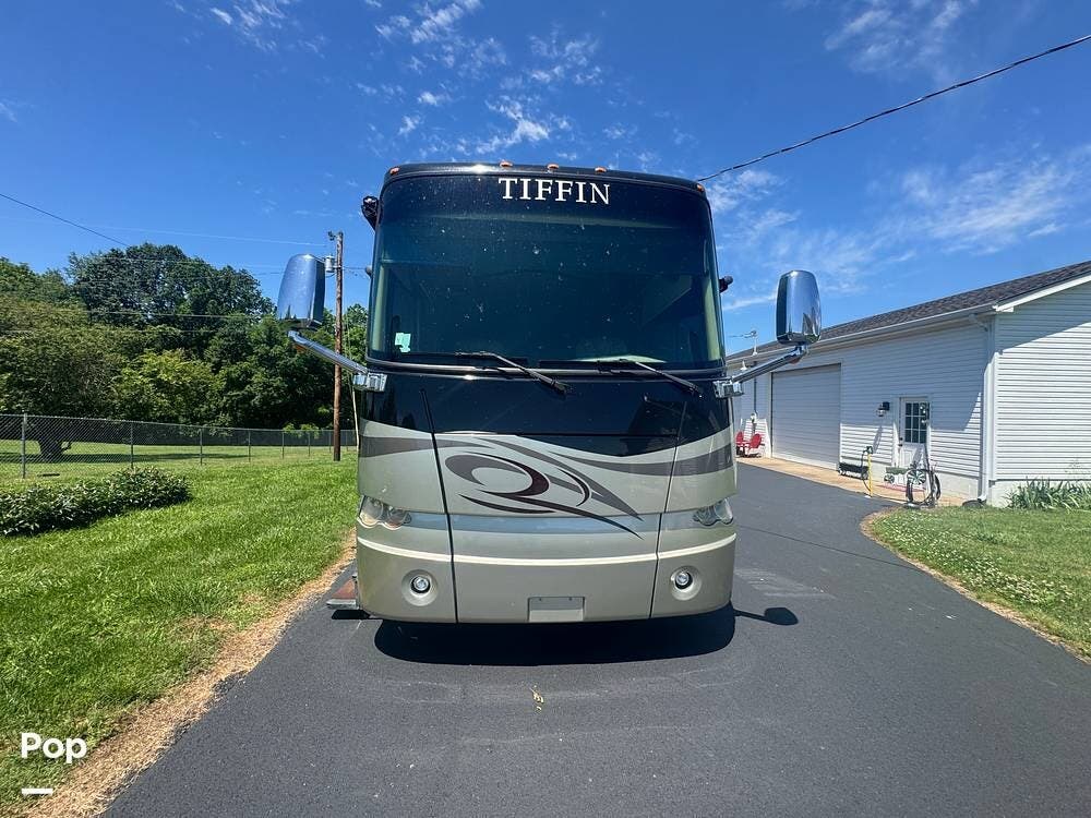 Contact us now about this 2010 Tiffin Allegro Bus 40QXP! 2010 Allegro Bus 40QXP by Tiffin from Pop RVs in Columbia, Tennessee
