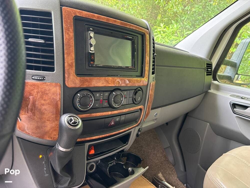 Contact us now about this 2019 Thor Motor Coach Quantum KM24! 2019 Quantum KM24 by Thor Motor Coach from Pop RVs in Buckhead, Georgia