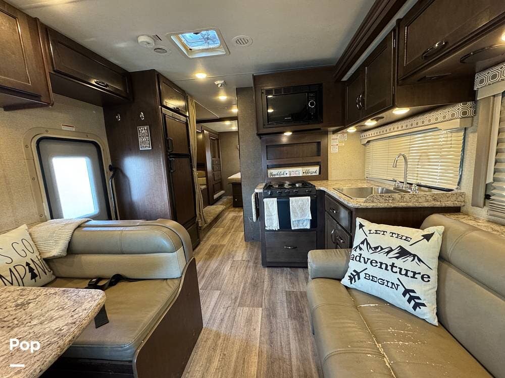 Call now about this 2020 Thor Motor Coach Four Winds 30D! 2020 Thor Motor Coach Four Winds 30D - Used Class C For Sale by Pop RVs in Buena Park, California features Generator, Air Conditioning, Awning, Slideout