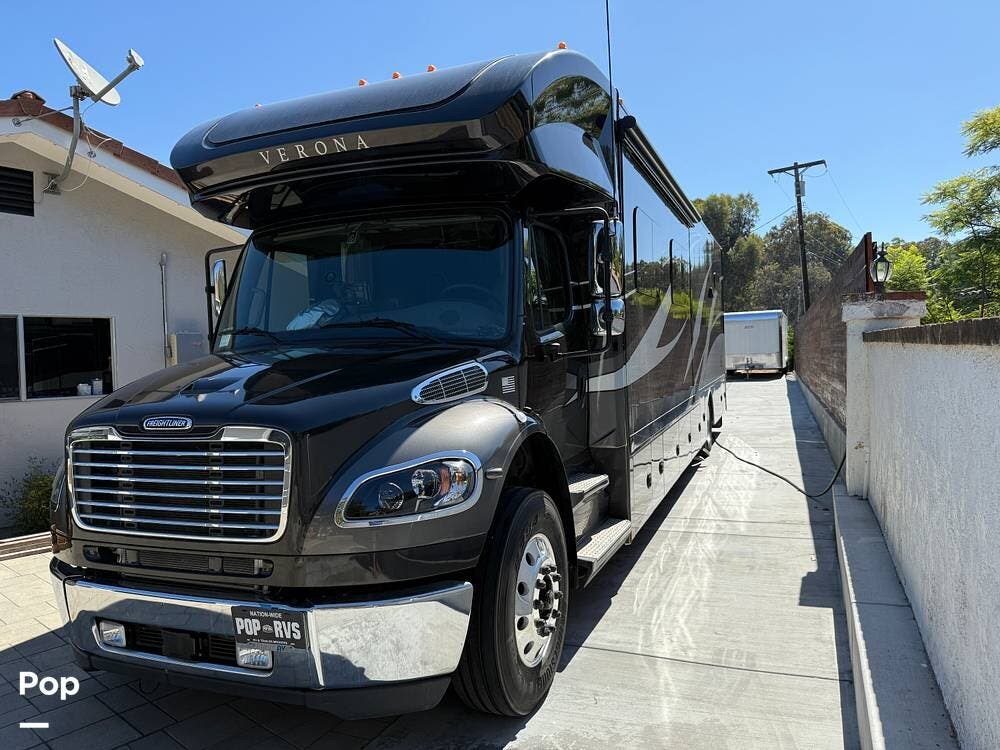 Call now about this 2022 Renegade Verona 40VBH! 2022 Renegade Verona 40VBH - Used Super C For Sale by Pop RVs in Poway, California features Awning, Slideout, Air Conditioning, Leveling Jacks, Generator