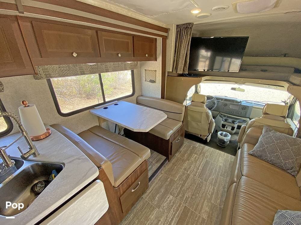 Contact us now about this 2018 Forest River Sunseeker 3050S! 2018 Sunseeker 3050S by Forest River from Pop RVs in Tucson, Arizona