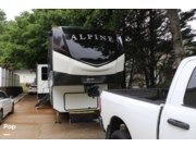Contact us now about this 2021 Keystone Alpine 3910RK! 2021 Alpine 3910RK by Keystone from Pop RVs in Dawsonville, Georgia