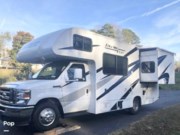 Call now about this 2023 Thor Motor Coach Freedom Elite 22FE! 2023 Thor Motor Coach Freedom Elite 22FE - Used Class C For Sale by Pop RVs in Morganton, North Carolina features Awning, Slideout, Generator, Air Conditioning