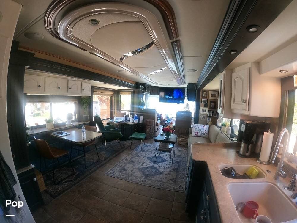 Used 2007 Country Coach Magna 630 available in Oklahoma City, Oklahoma