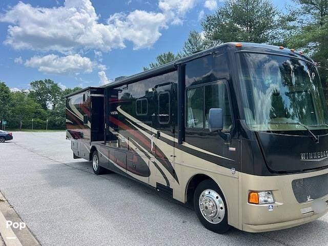 Contact us now about this 2014 Winnebago Vista 35B! 2014 Vista 35B by Winnebago from Pop RVs in Annapolis, Maryland